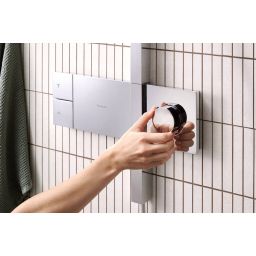 Hansgrohe Raindance Alive Q zestaw prysznicowy ścienny termostatyczny z deszczownicą chrom 24580000