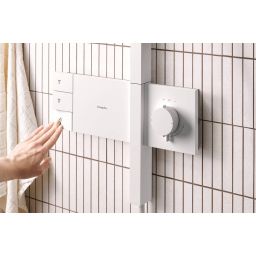 Hansgrohe Raindance Alive Q EcoSmart zestaw prysznicowy ścienny termostatyczny z deszczownicą biały 24591700