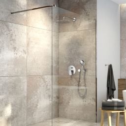 Oltens Vida ścianka prysznicowa 140 cm chrom połysk/szkło przezroczyste 22005100