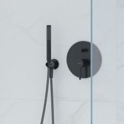 Oltens Hvita przyłącze kątowe z uchwytem czarny mat 39304300