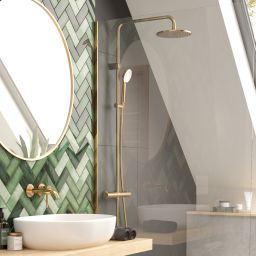 Oltens Atran zestaw prysznicowy termostatyczny z deszczownicą złoty połysk 36500800