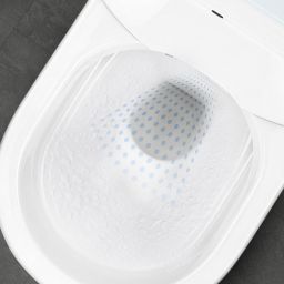 Oltens SmartFrisk miska WC wisząca myjąca z powłoką SmartClean z deską biała 42038000