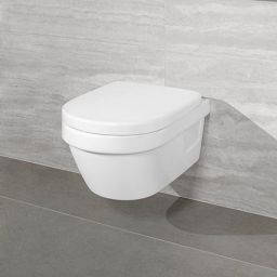 Villeroy & Boch Architectura combi-Pack zestaw miska WC wisząca bez kołnierza z deską wolnoopadającą Weiss Alpin 4687HR01