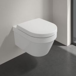 Villeroy & Boch Architectura Combi-Pack zestaw miska WC wisząca bez kołnierza z deską wolnoopadającą Weiss Alpin 4694HRR1