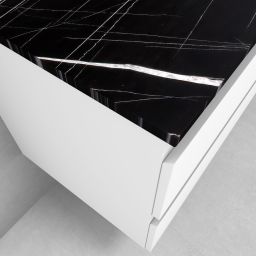 Zestaw Oltens Vernal szafka 100 cm podumywalkowa wisząca z blatem Tera biały połysk/czarny marmur 68727000