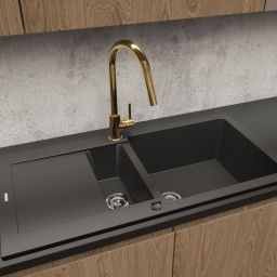 Zestaw Oltens Gravan zlewozmywak granitowy 1,5-komorowy 100x50 cm z baterią kuchenną Litla czarny mat/złoty połysk (72300300, 35204800)