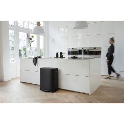 Brabantia Bo pojemnik na odpady 60 l pedałowy czarny mat 211362