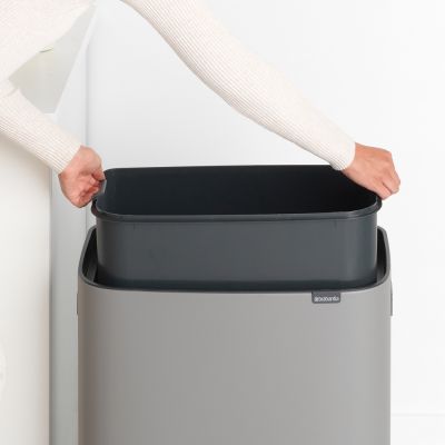 Brabantia Bo Touch Bin pojemnik na odpady 60 l szary 223129