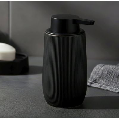 Wenko Fablo dozownik do mydła 400 ml czarny 26549100
