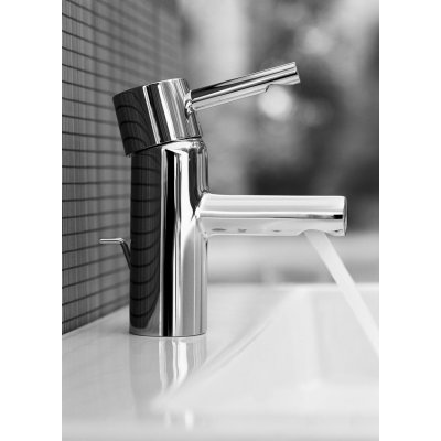 01 Bateria umywalkowa jednouchwytowa DN15 Grohe Essence 33562 000
