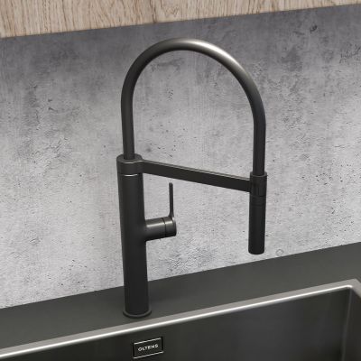 Zestaw Grohe K700U zlewozmywak granitowy 53,3x45,7 cm z baterią kuchenną Oltens Borga czarny granit/czarny mat (31654AP0, 35207300)
