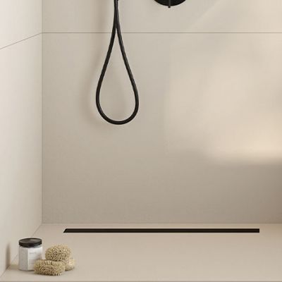 Oltens Langan odpływ prysznicowy 80 cm czarny 30007300