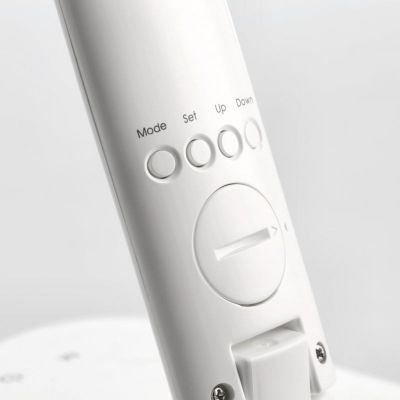 GTV Linear lampa biurkowa 1x7 W biała LB-LIN7W-00-DEC