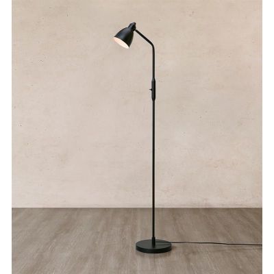 Markslöjd Story lampa stojąca 1x40 W czarna 108713