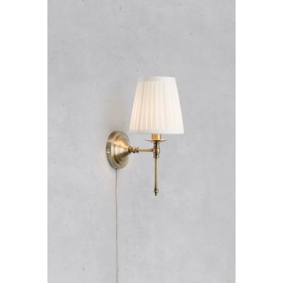 Markslöjd Manor kinkiet 1x40 W mosiądz 108968