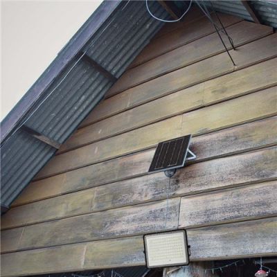 V-TAC lampa solarna wisząca 1x20 W czarny 7828