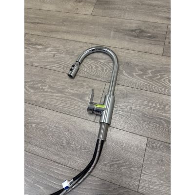 Outlet - Oltens Lista bateria kuchenna stojąca z wyciąganą wylewką chrom 35202100