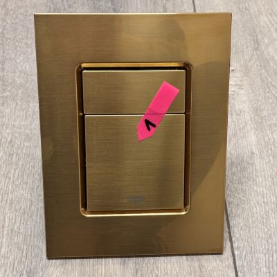 Outlet - Grohe Skate Cosmopolitan S przycisk spłukujący brushed cool sunrise 37535GN0