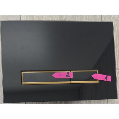 Outlet - Oltens Torne przycisk spłukujący do WC czarny mat/złoty mat/czarny mat 57202300