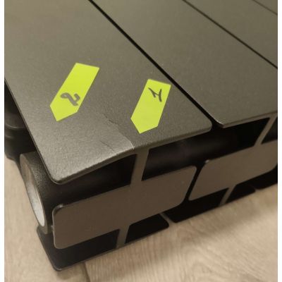 Outlet - KFA Armatura ADR grzejnik pokojowy 57x32,2 cm podłączenie boczne czarny 763-040-81