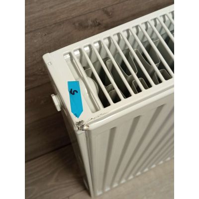 Outlet - Purmo Compact grzejnik płytowy 90x90 cm podłączenie boczne biały C22 900x900