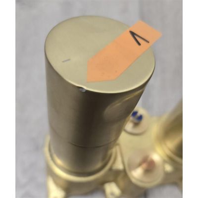 Outlet - Villeroy & Boch Universal Taps & Fittings bateria wannowo-prysznicowa podtynkowa termostatyczna złoty szczotkowany TVD00065300076