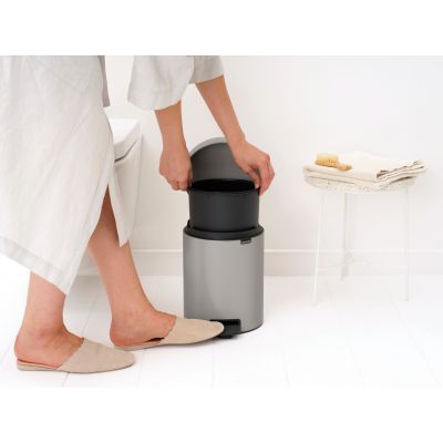 Brabantia NewIcon kosz na śmieci 5 l Soft Grey 252204
