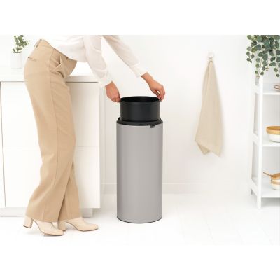 Brabantia Bo Touch Bin kosz na śmieci 30 l Soft Grey 254963