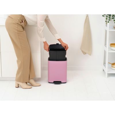 Brabantia Bo kosz na śmieci 12 l  Lilac Pink 255380