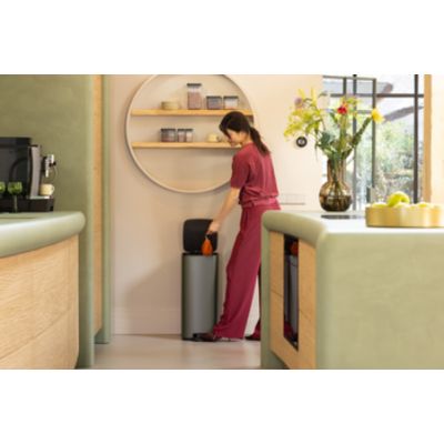 Brabantia Bo pojemnik na odpady 30 l platinum 238161