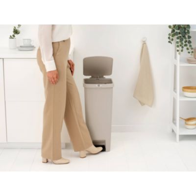 Brabantia StepUp sortownik na odpady 40 l beżowy 251849