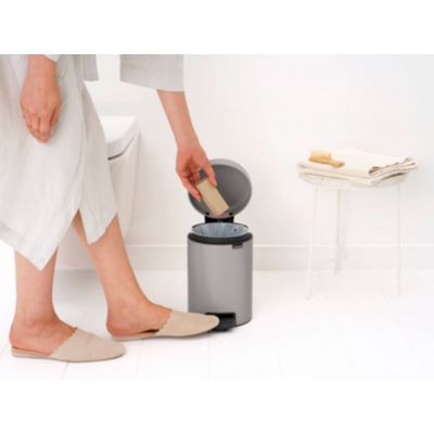 Brabantia NewIcon kosz na śmieci 3 l Soft Grey 252181