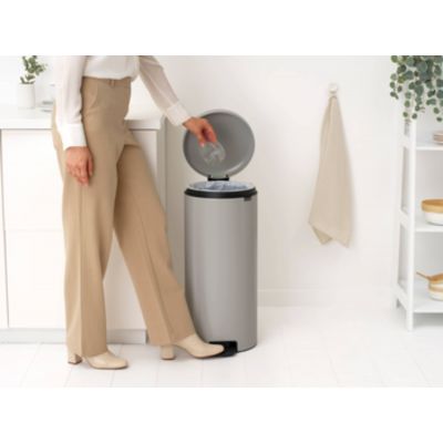 Brabantia NewIcon pojemnik na odpady 30 l Soft Grey 254949