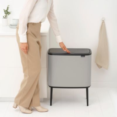 Brabantia Bo Touch Bin pojemnik na odpady 33 l szary 255021