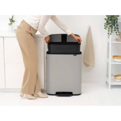 Brabantia Bo pojemnik na odpady 60 l szary Soft Grey 255083