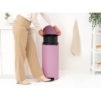 Brabantia NewIcon pojemnik na odpady 30 l Lilac Pink 255304