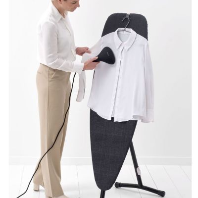 Brabantia deska do prasowania żelazkiem i generatorem pary Denim Black 241420