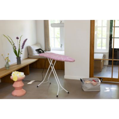 Brabantia deska do prasowania z solidną podstawą na żelazko parowe Lilac Waves 246067