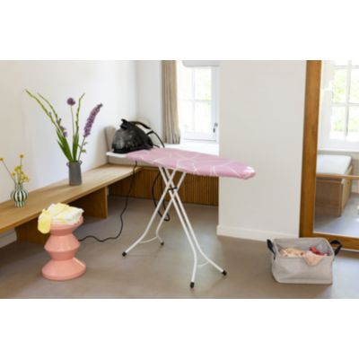 Brabantia deska do prasowania z solidną podstawą na generator pary Lilac Waves 246081
