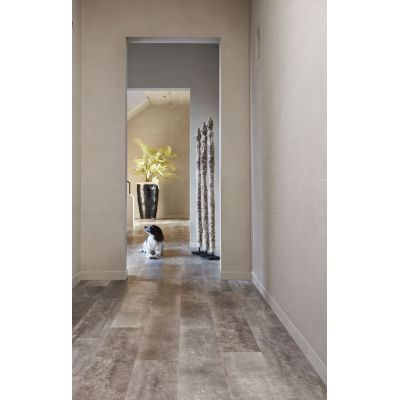 Berry Alloc Pure Click 55 panel winylowy 132,6x20,4 cm drewno ciemne 60001597