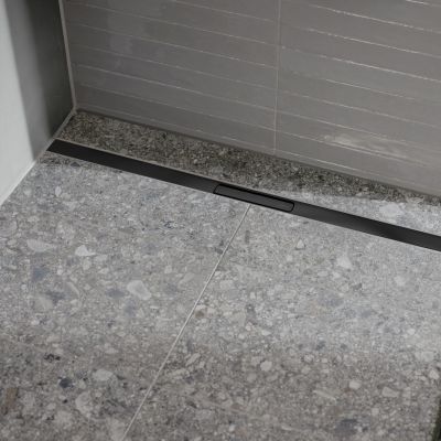 Geberit CleanLine odpływ liniowy 110 cm czarny 154.502.TE.1