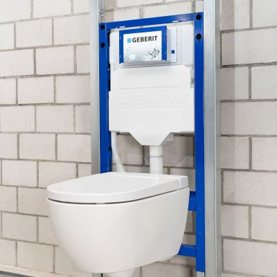 Zestaw Geberit AquaClean Mera toaleta myjąca wisząca ze stelażem podtynkowym biała (146.200.11.1, 111.320.00.6)