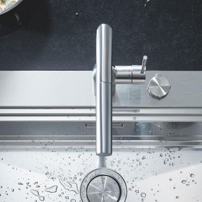 Grohe Essence bateria kuchenna stojąca SuperSteel 30270DC0