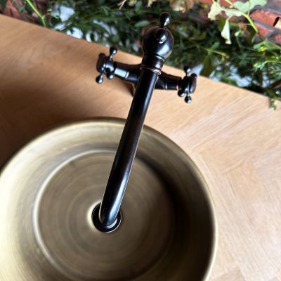 Rea Betty umywalka 43,5x43,5 cm okrągła nablatowa REA-U1057