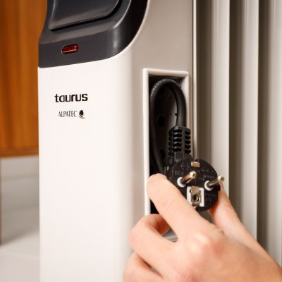 Taurus New Dakar 2000 grzejnik olejowy szary 935067000