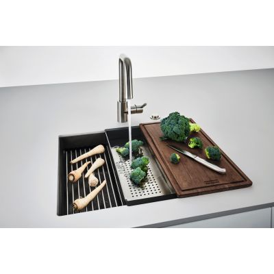 Franke Kanon KNG 110-52 zlewozmywak 52x42 cm Fragranite onyx z baterią kuchenną Lina Pull-Out czarny mat (1250528612, 1150626053)