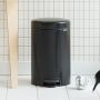 Brabantia NewIcon kosz na śmieci 12 l pedałowy czarny mat 113741 zdj.4