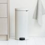 Brabantia NewIcon kosz na śmieci 30 l pedałowy biały 111785 zdj.4