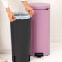 Brabantia NewIcon pojemnik na odpady 30 l Lilac Pink 255304 zdj.2