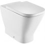 Zestaw Roca Gap Square miska WC stojąca z deską wolnoopadającą biały (A347737000, A801472003) zdj.1